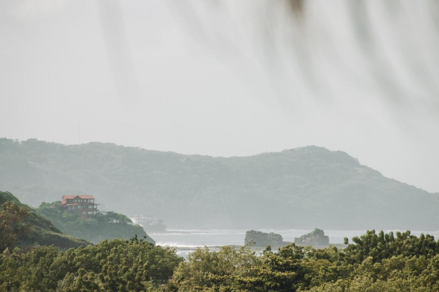 Waves & Wifi - Coworking & Coliving Space In Popoyo Salinas エクステリア 写真